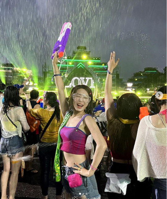 <가상인간 와이티 인스타그램 캡처>